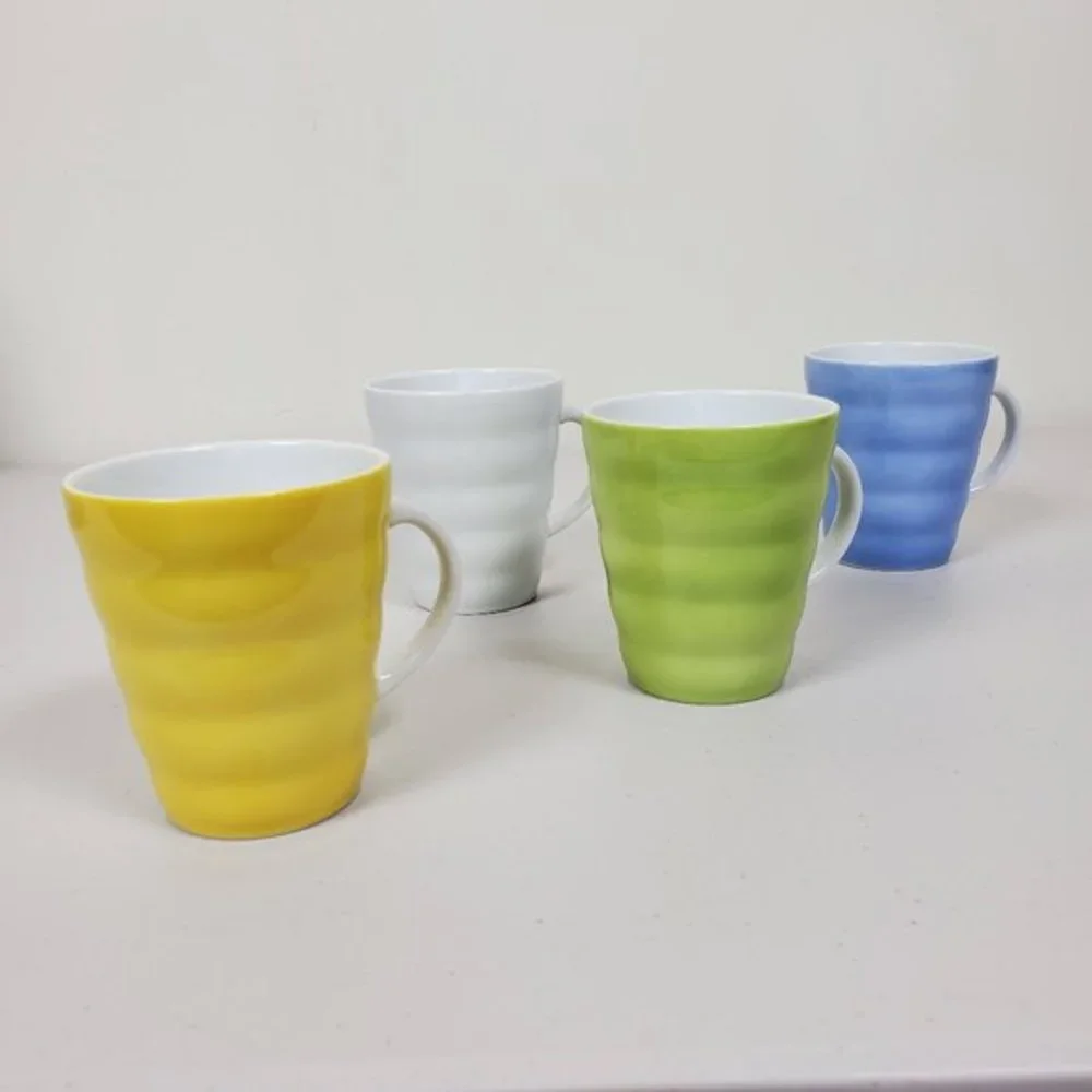 Williams Sonoma Mugs Pastel Colors Set of‎ 4